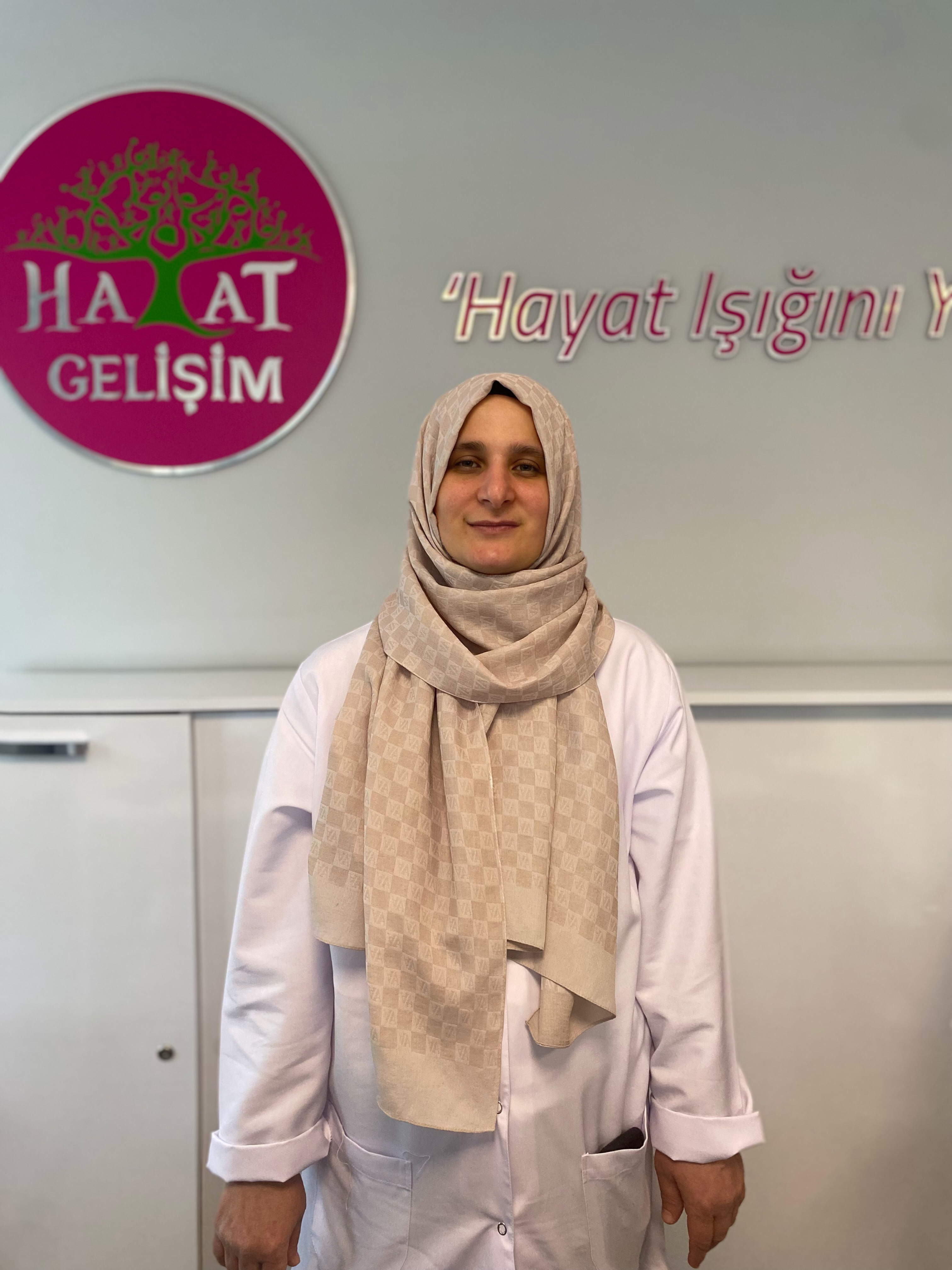 Ayşe ŞAHİN